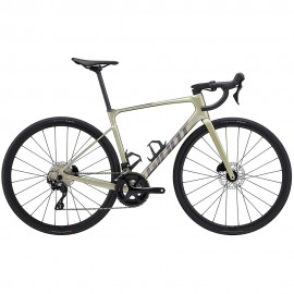 2024 Giant Defy Advanced 2 – Endurance Carbon Road Bike