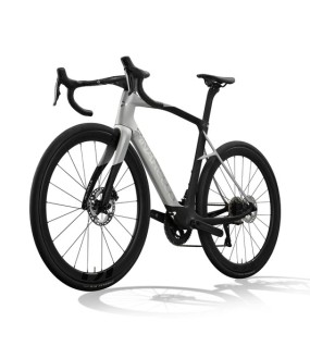 2025 Pinarello X7 Ultegra Di2 Disc - Road Bike 2025 Pinarello X7 Ultegra Di2 Disc - Road Bike