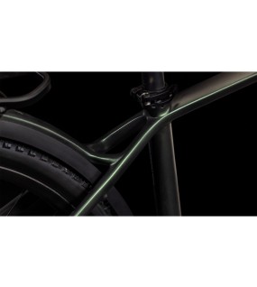 2025 Cube Kathmandu Hybrid C:62 SLT 400X Carbon- Electric Touring Bike